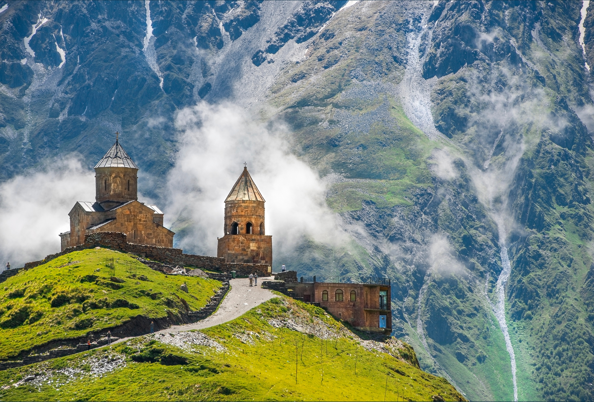 Reisen Sie mit Grosman Tour nach Georgien und lernen Sie Land und Leute kennen